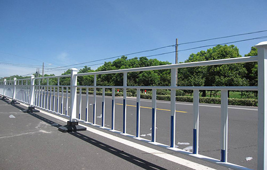 市政道路<a href=http://www.hdauto.net.cn target=_blank class=infotextkey>護欄</a>