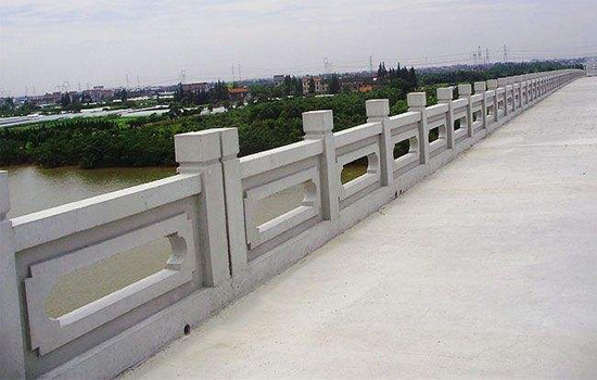 河堤<a href=http://www.hdauto.net.cn target=_blank class=infotextkey>護(hù)欄</a>