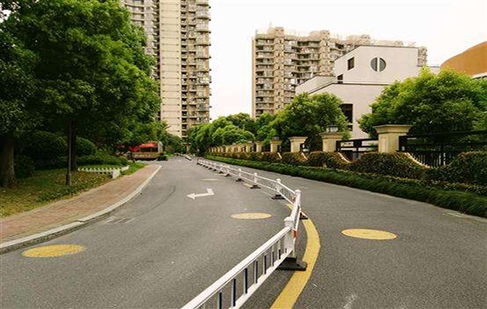 小區(qū)<a href=http://www.hdauto.net.cn target=_blank class=infotextkey><a href=http://www.hdauto.net.cn target=_blank class=infotextkey>圍欄</a>網(wǎng)</a>