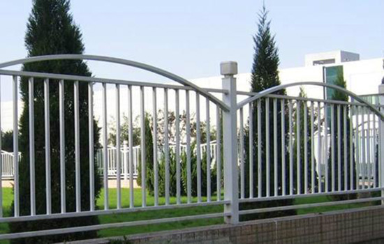 鐵藝圍墻<a href=http://www.hdauto.net.cn target=_blank class=infotextkey>護欄</a>