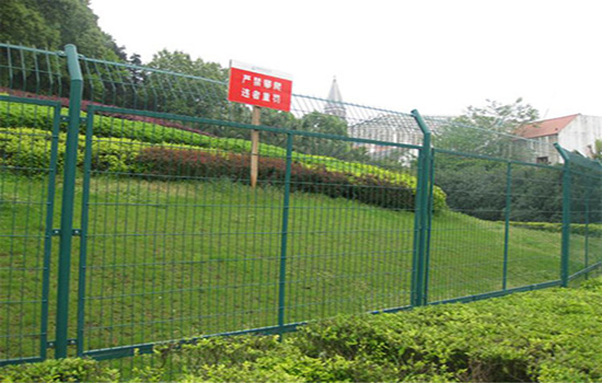 防翻越<a href=http://www.hdauto.net.cn target=_blank class=infotextkey>圍欄</a>