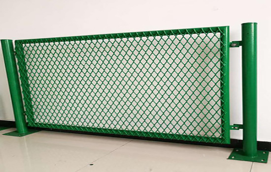 道路防護(hù)<a href=http://www.hdauto.net.cn target=_blank class=infotextkey><a href=http://www.hdauto.net.cn target=_blank class=infotextkey>圍欄</a>網(wǎng)</a>