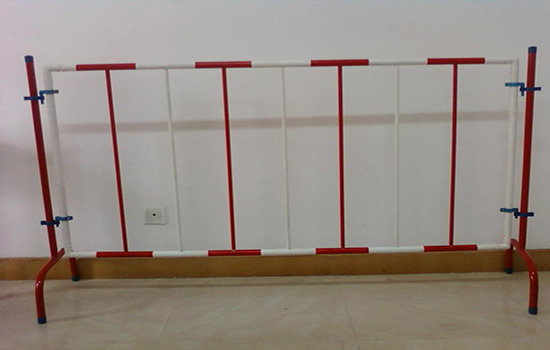 安全<a href=http://www.hdauto.net.cn target=_blank class=infotextkey>護(hù)欄</a>