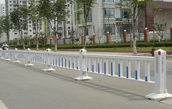 道路<a href=http://www.hdauto.net.cn target=_blank class=infotextkey>圍欄</a>