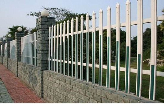 圍墻<a href=http://www.hdauto.net.cn target=_blank class=infotextkey>護(hù)欄</a>價(jià)格